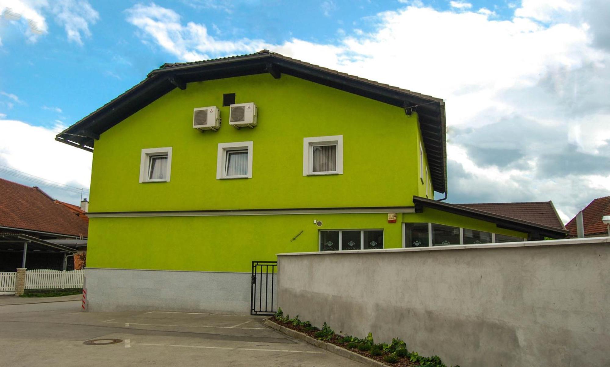Penzion Pri Slovenc Dol pri Ljubljani Exterior photo