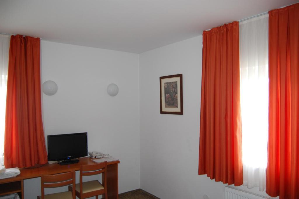 Penzion Pri Slovenc Dol pri Ljubljani Room photo